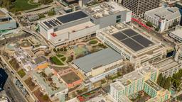 Hoteles cerca de SF International Auto Show