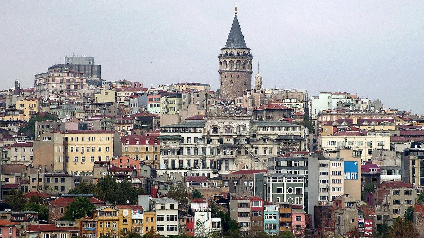 Alquiler de carros en Galata (Estambul)