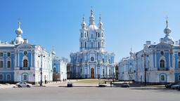 Busca vuelos baratos a San Petersburgo