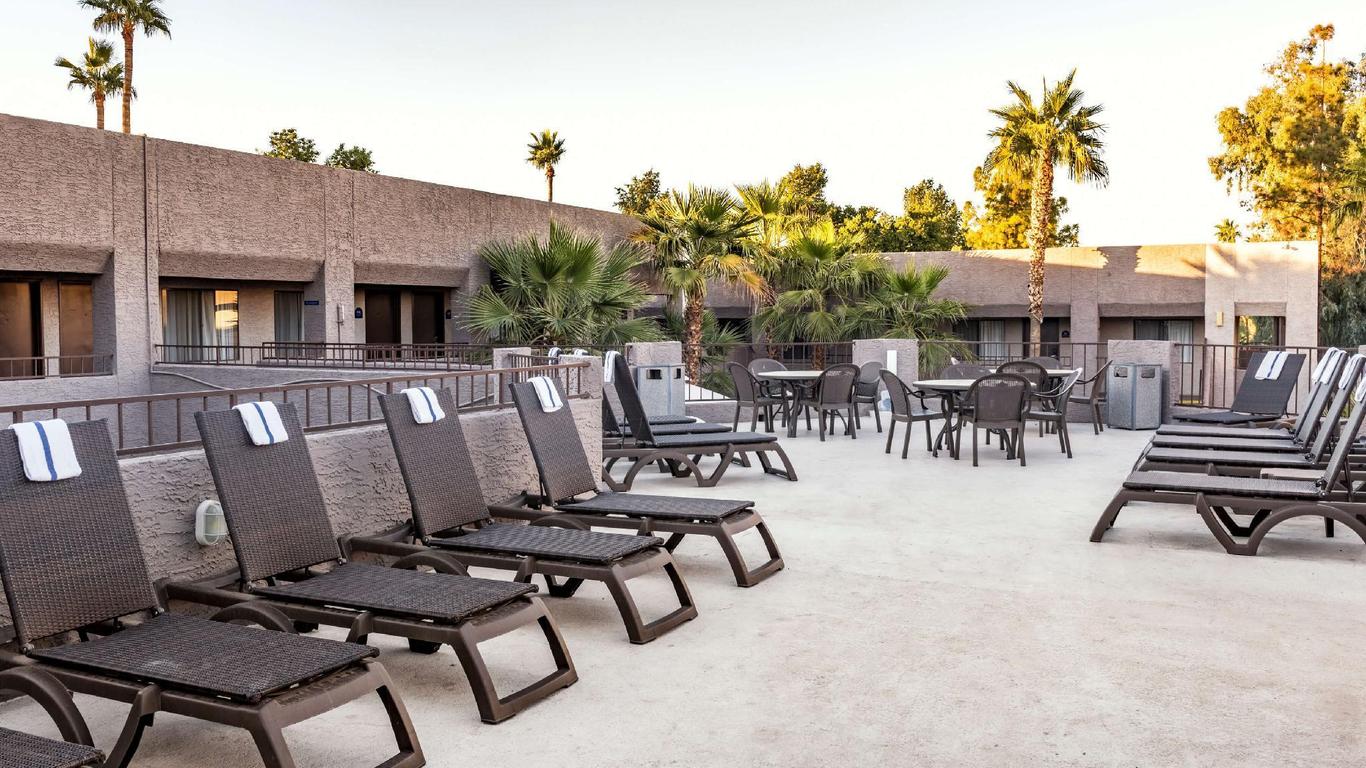 Innsuites Phoenix Airport