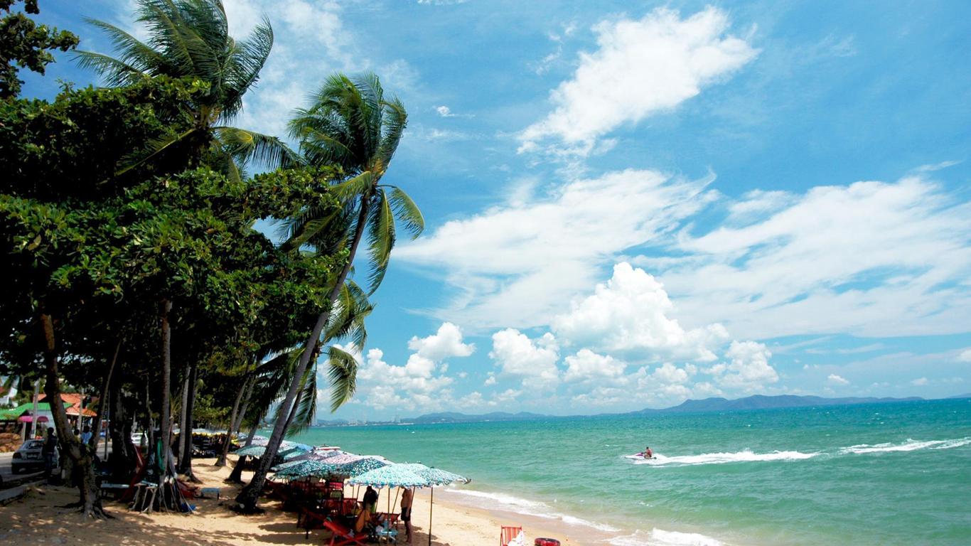 Sea Breeze Jomtien Resort