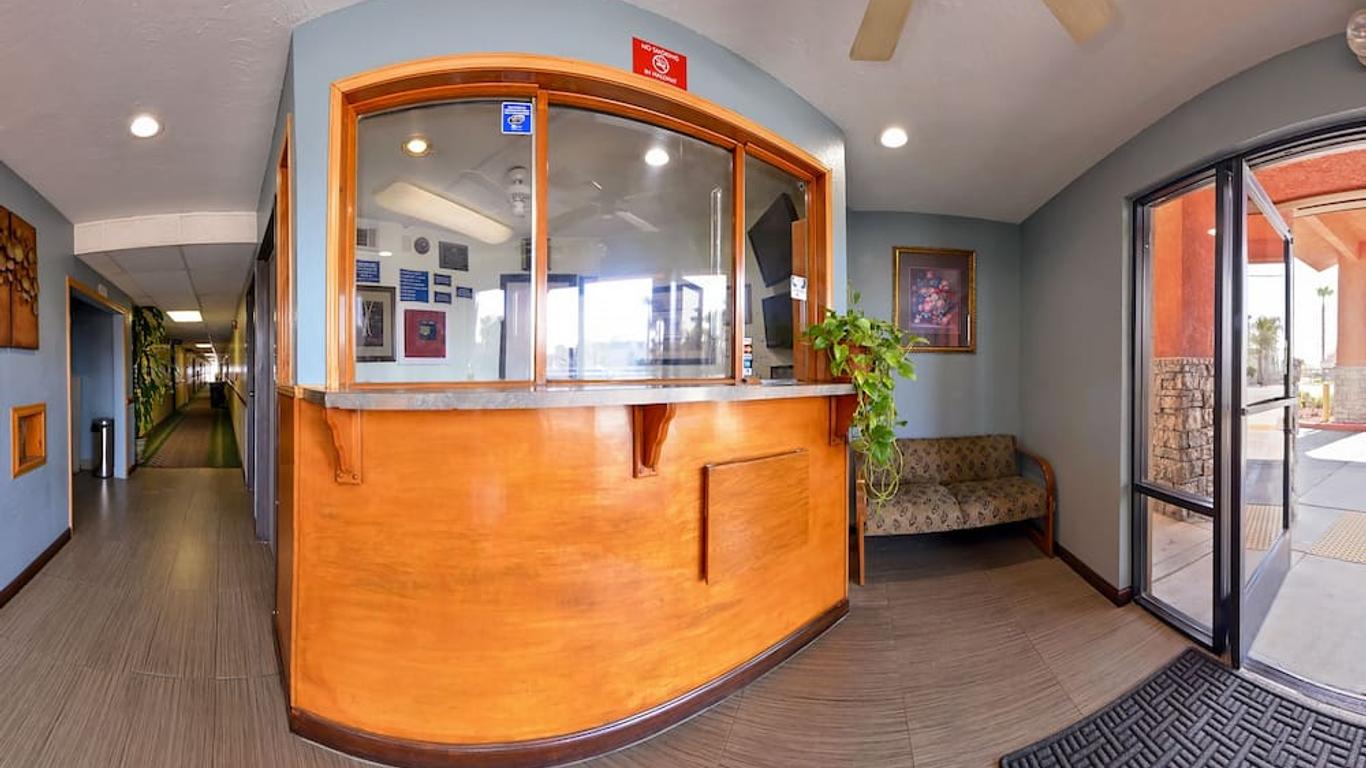 Americas Best Value Inn & Suites-East