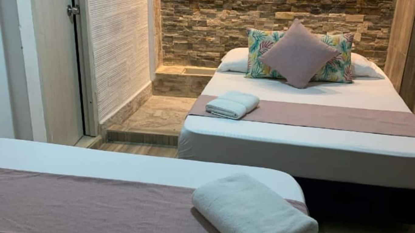 Hostal Catalleya