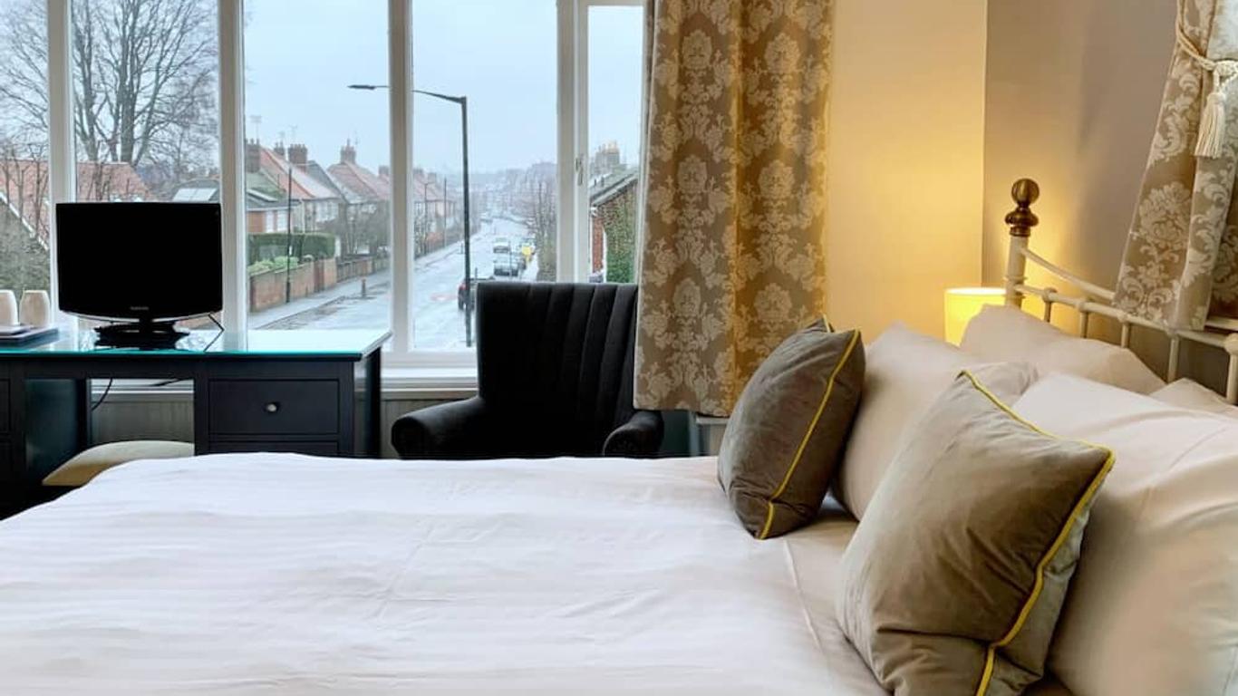 The Crescent Guest House