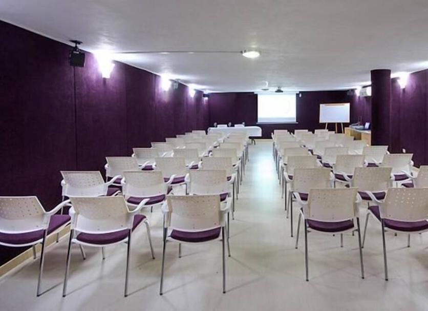 Sala de conferencias Foto