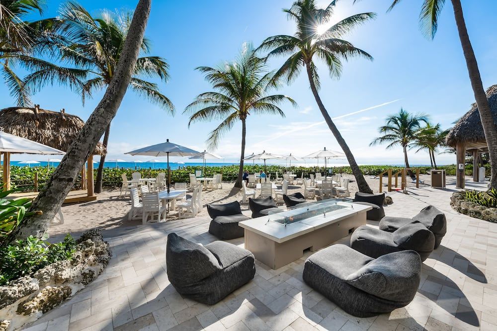 Beachcomber Resort and Villas — photo