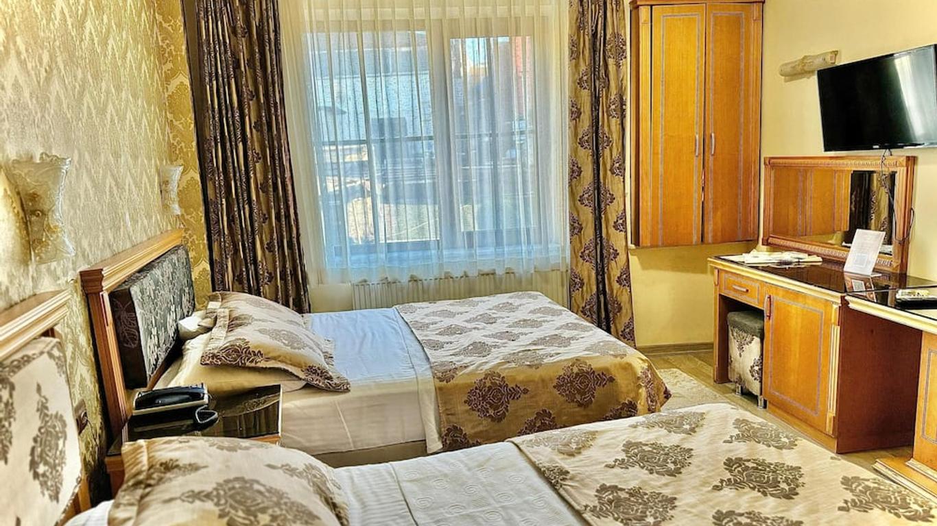 Grand Papirus Hotel