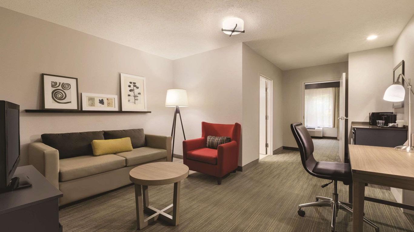 Country Inn & Suites by Radisson, Roanoke, VA