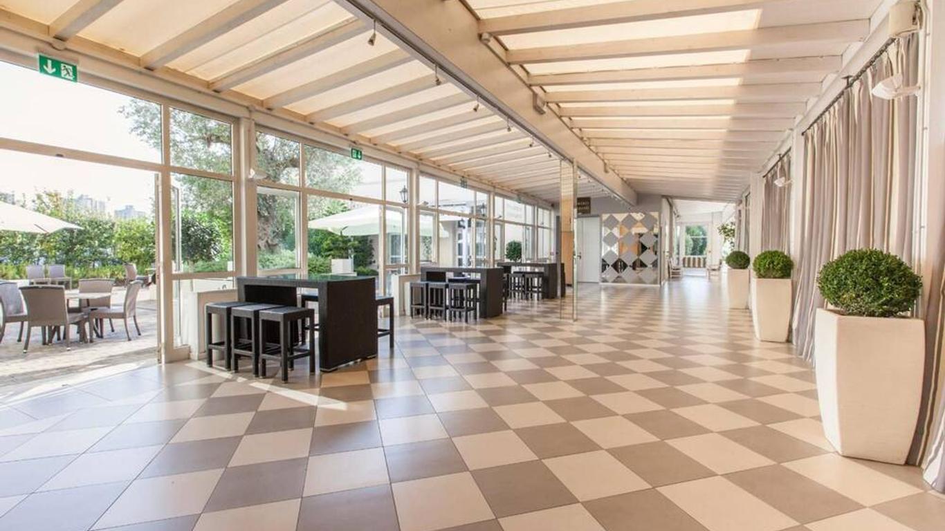 Savoia Hotel Regency