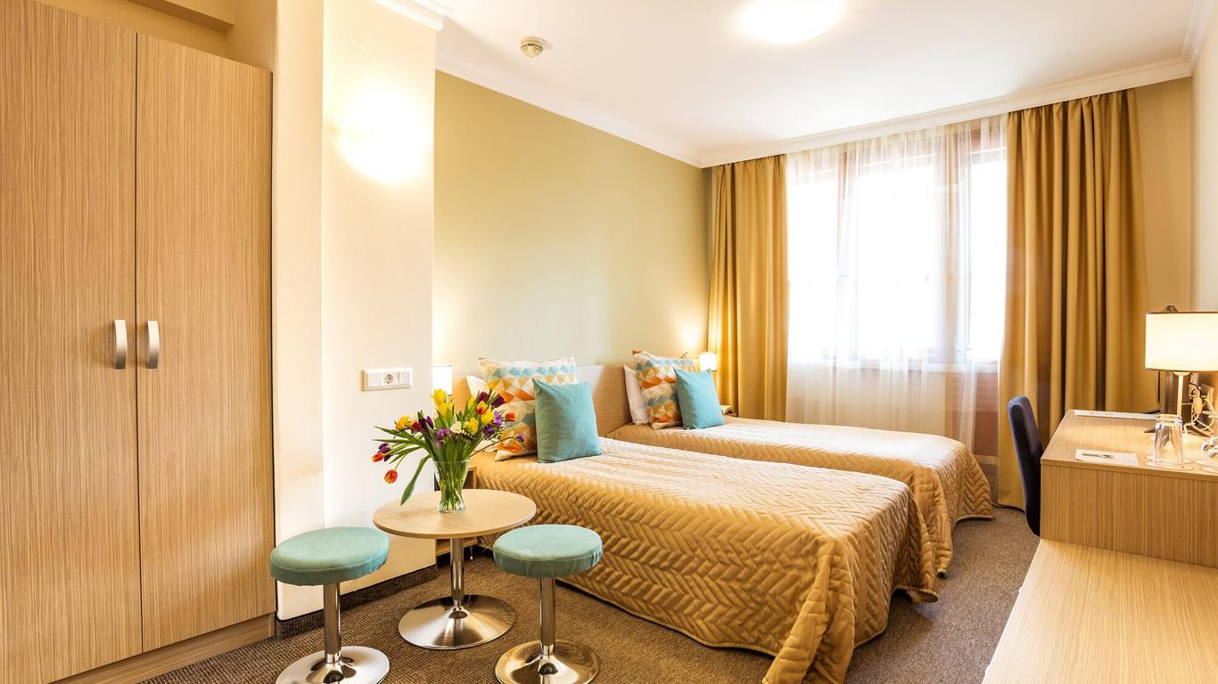 Geneva Hotel