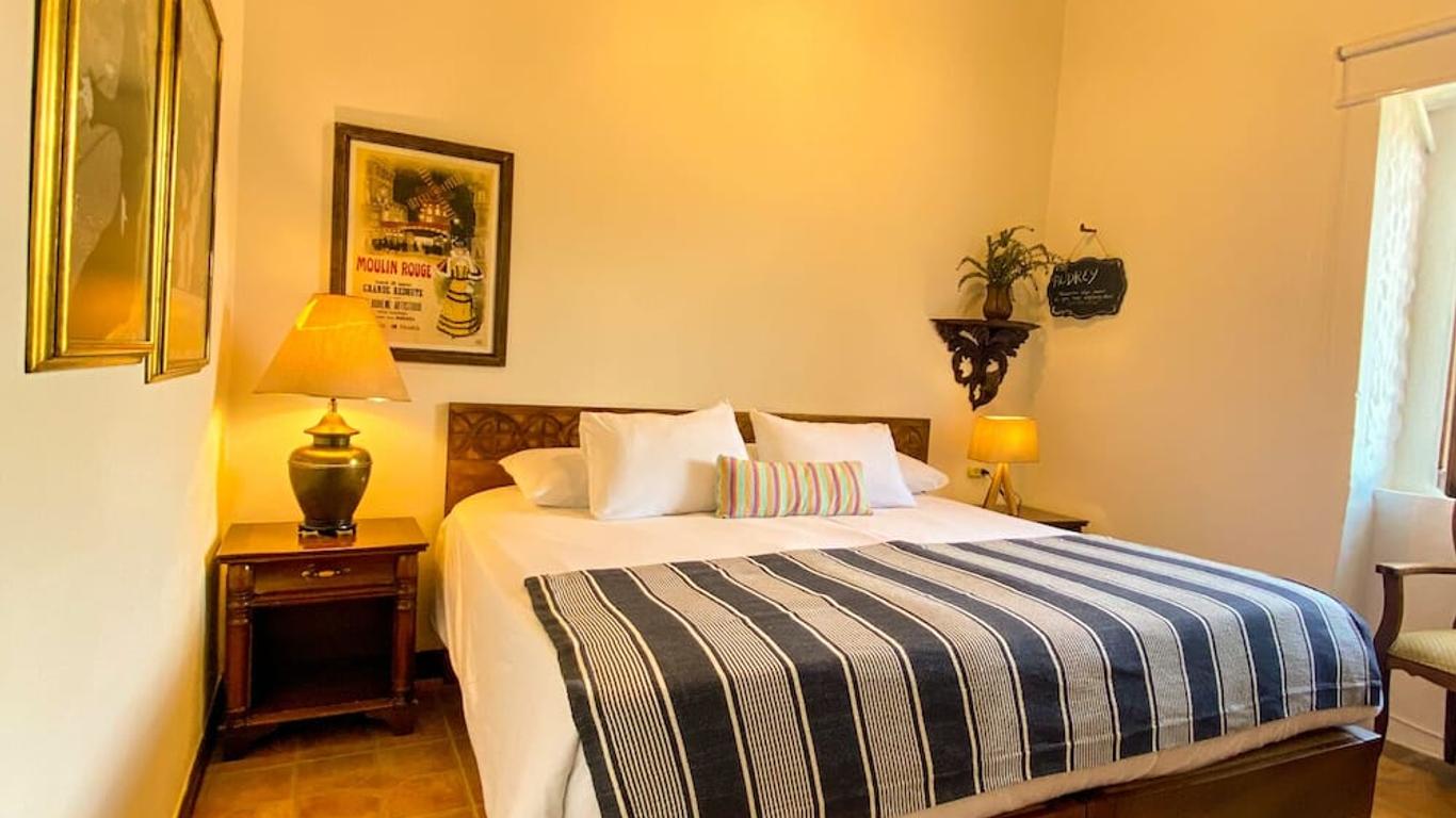 Hotel Mariscal Robledo
