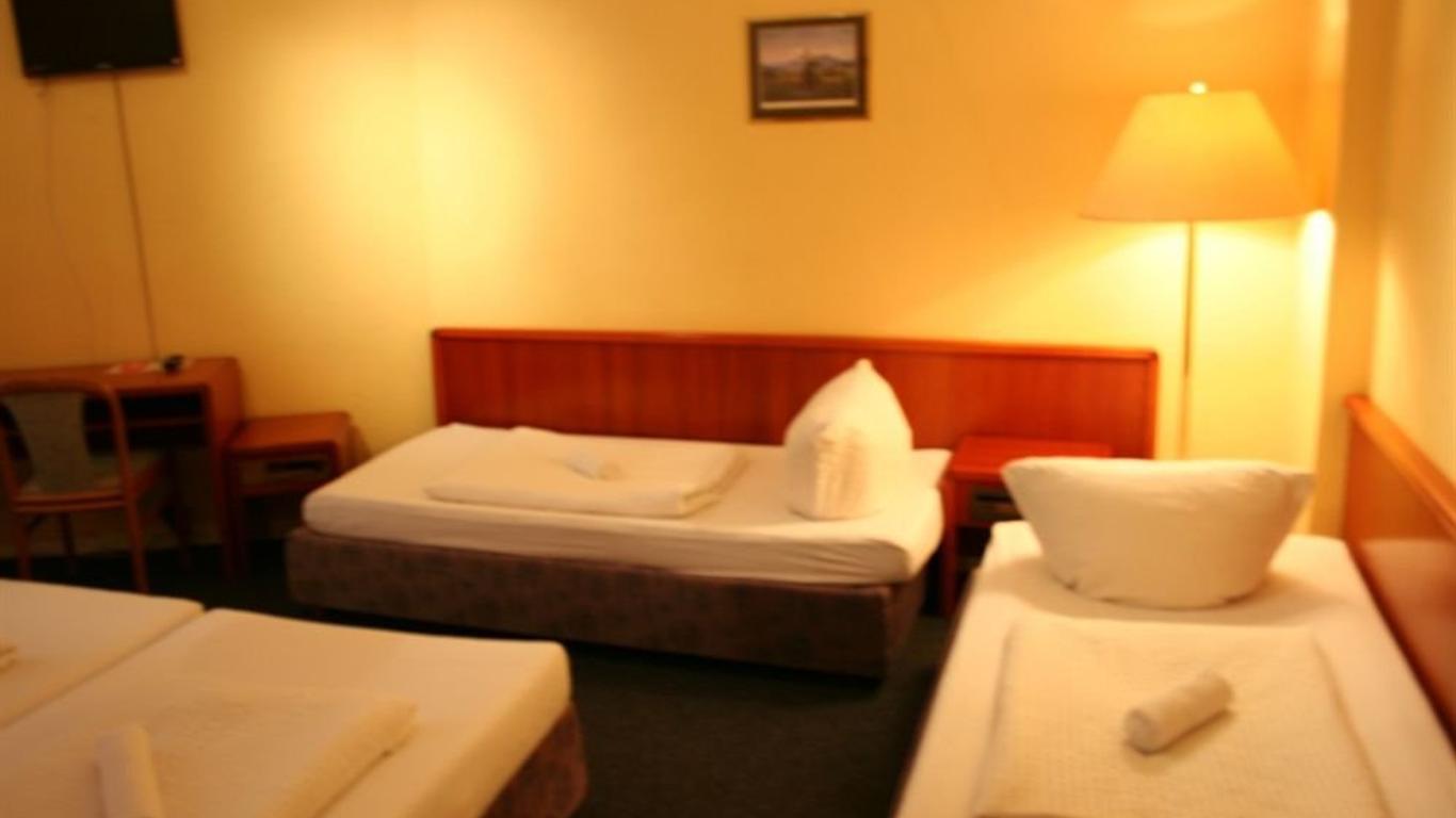 Hotel-Pension Adamshof
