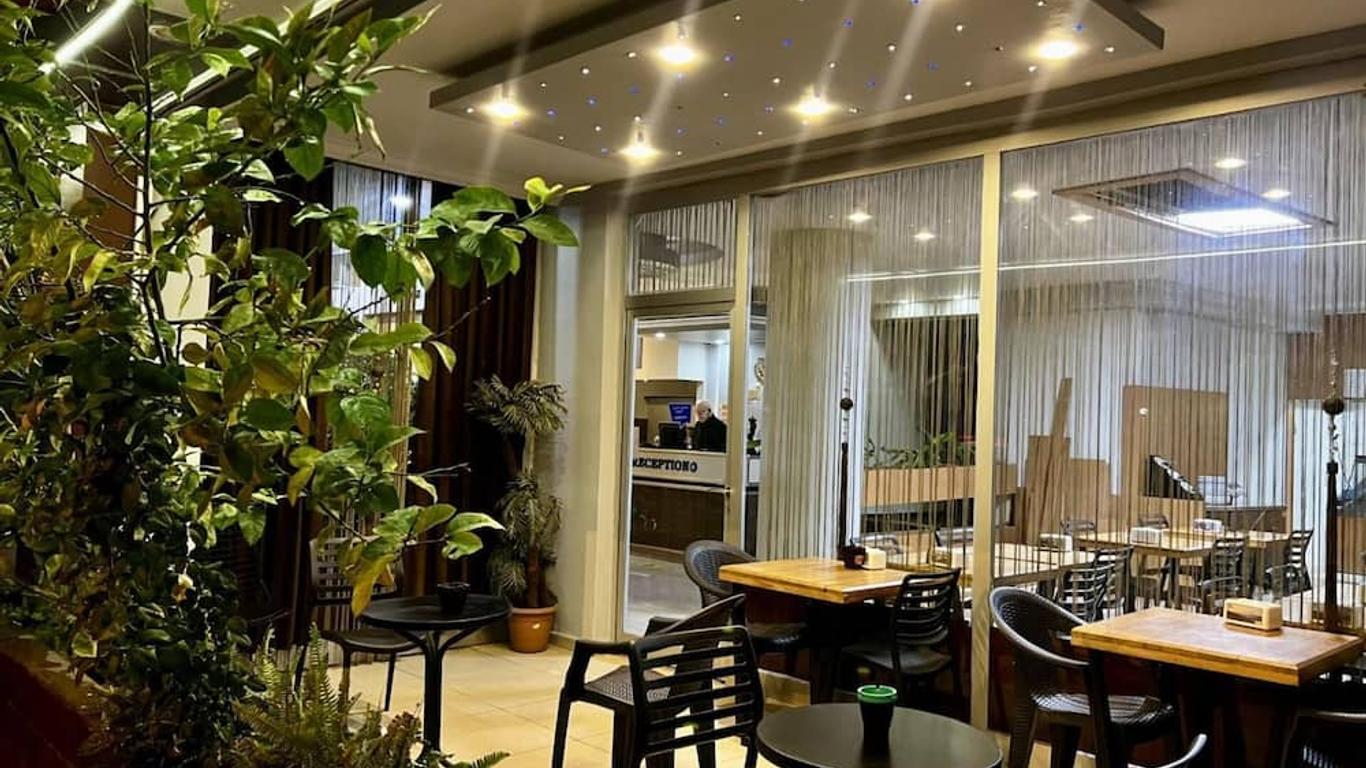 Otel Madi