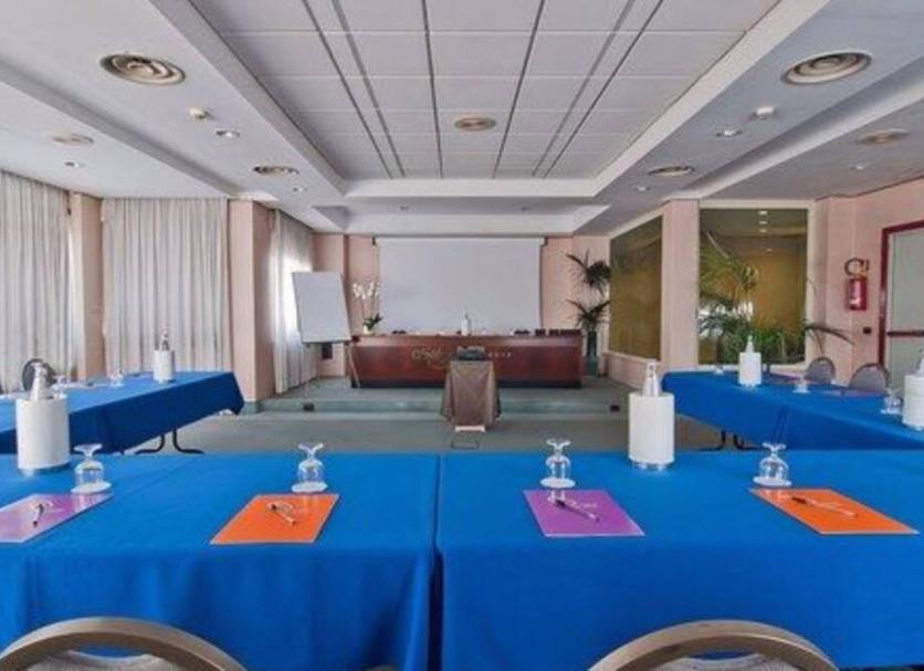 Sala de conferencias Foto