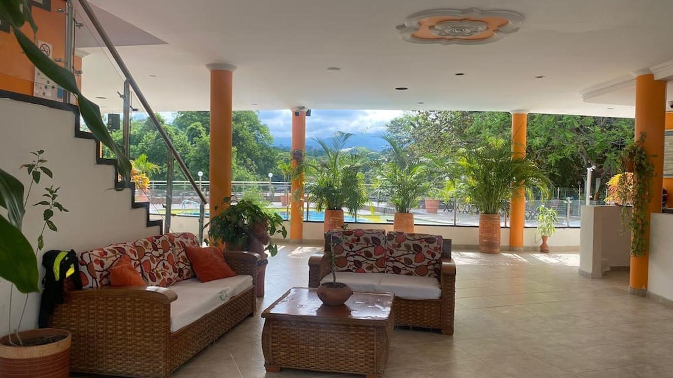 Hotel La Cascada Cristalina