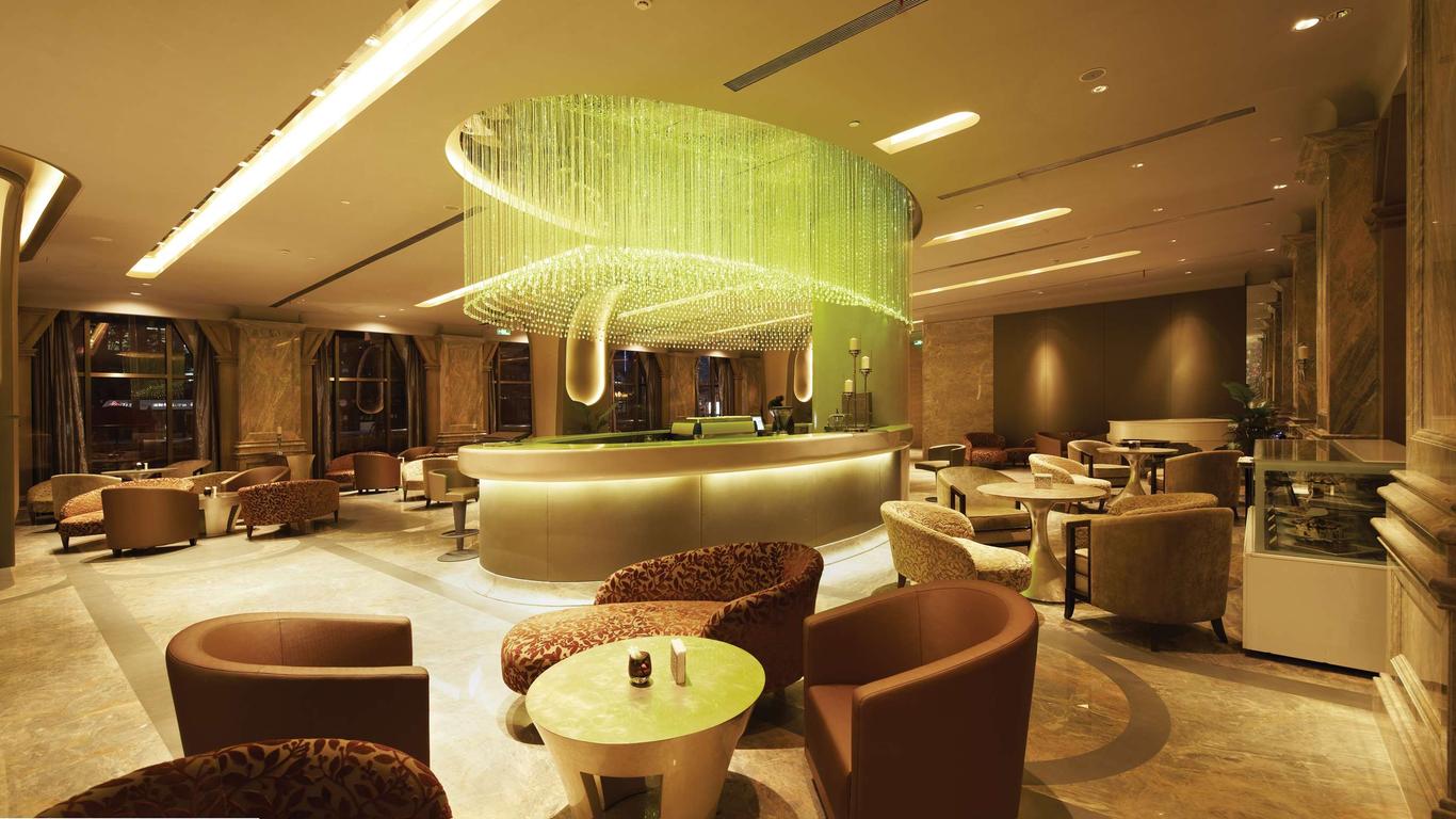 Elegant Hotel Shanghai Bund