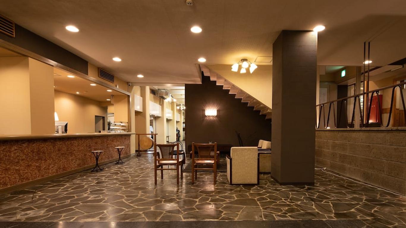 Hotel Shirahamakan