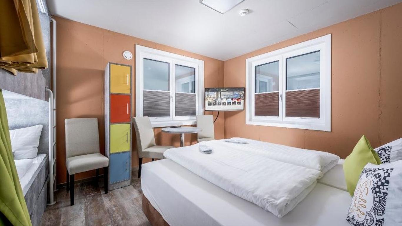 Cubo Sport & Art Hotel
