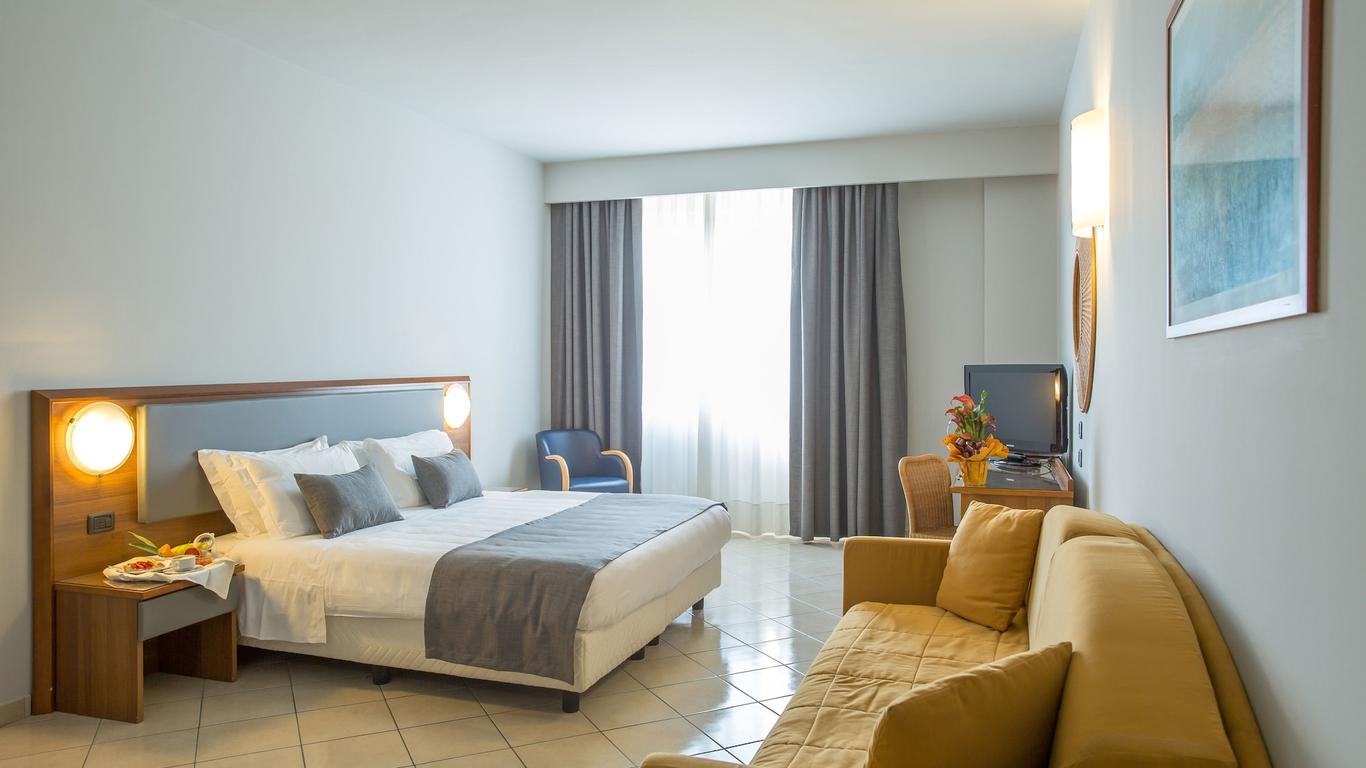 Blu Hotel Sure Hotel Collection by Best Western
