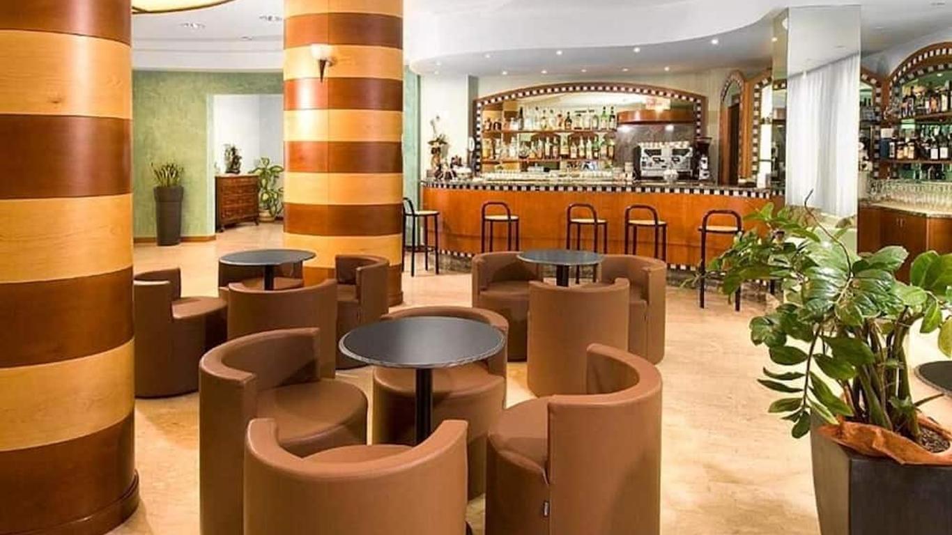 Hotel Savoia