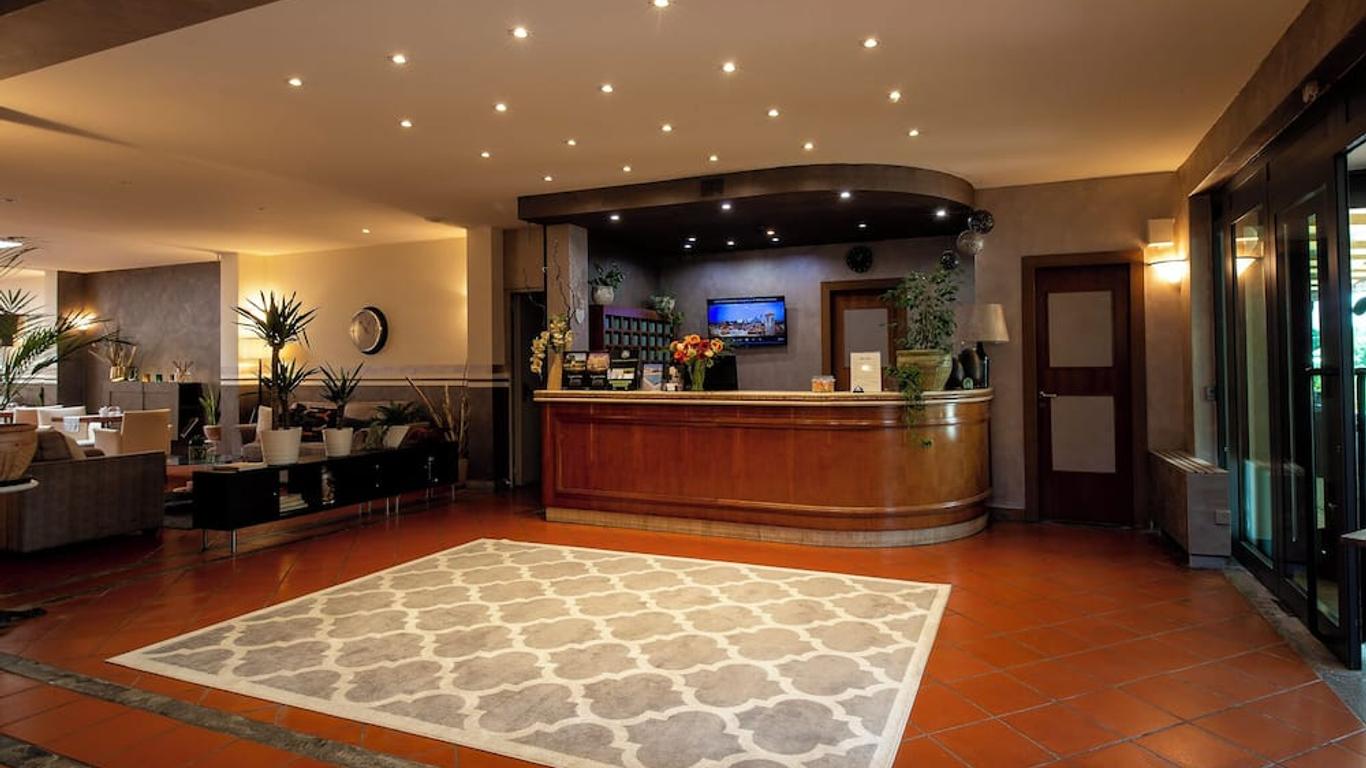 Hotel Carignano