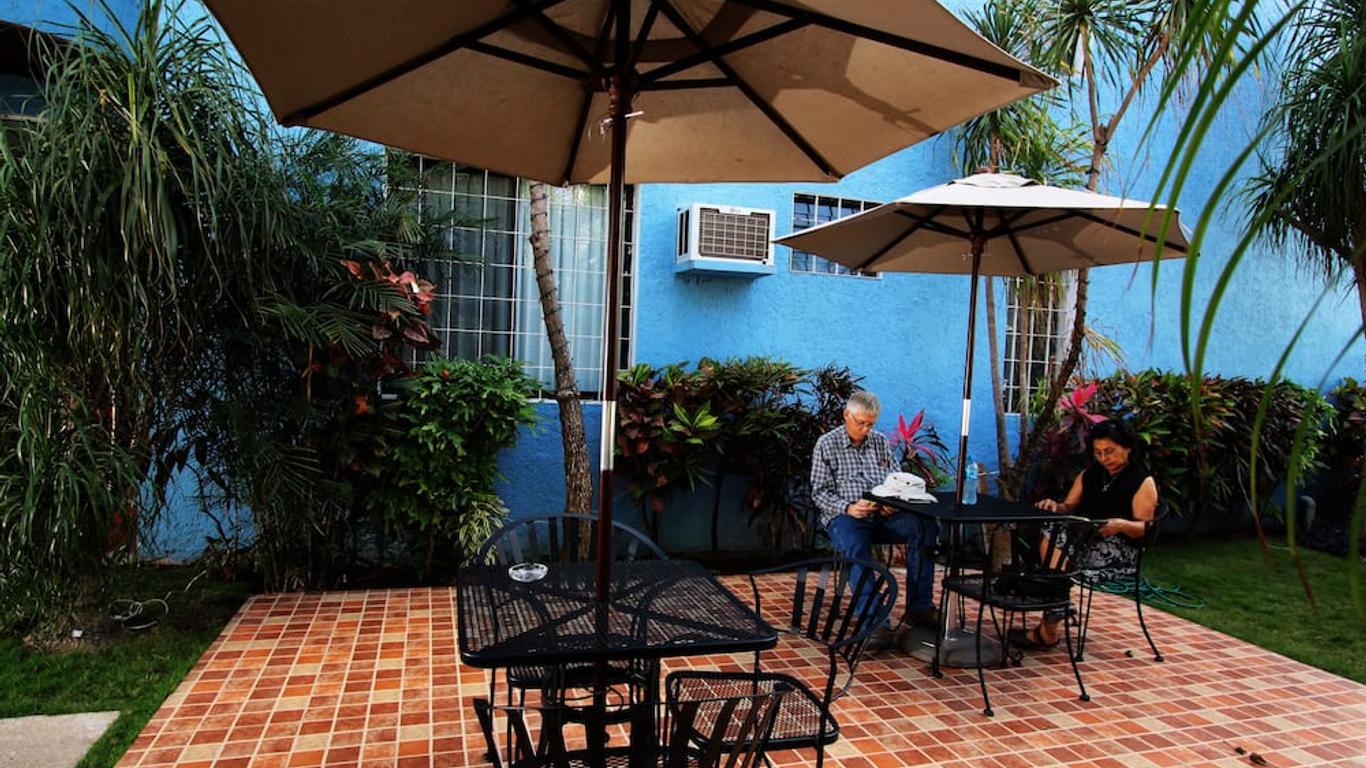 Hotel Los Girasoles