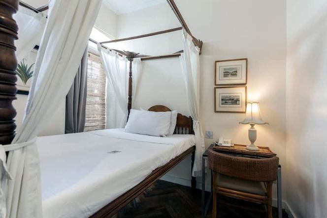 Charming La Casita Mercedes, 5Br and 5TB for Family and Friends Staycation