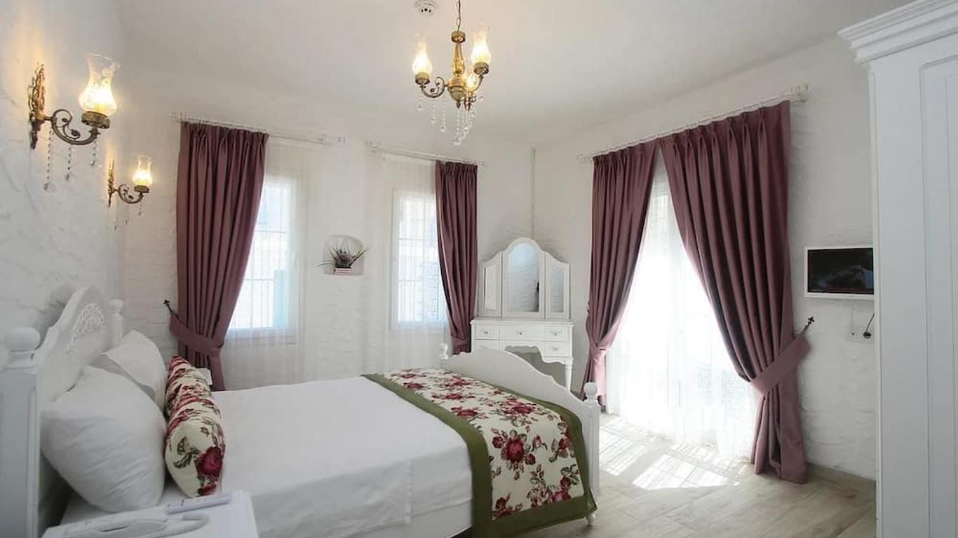 Alya Mou Butik Hotel