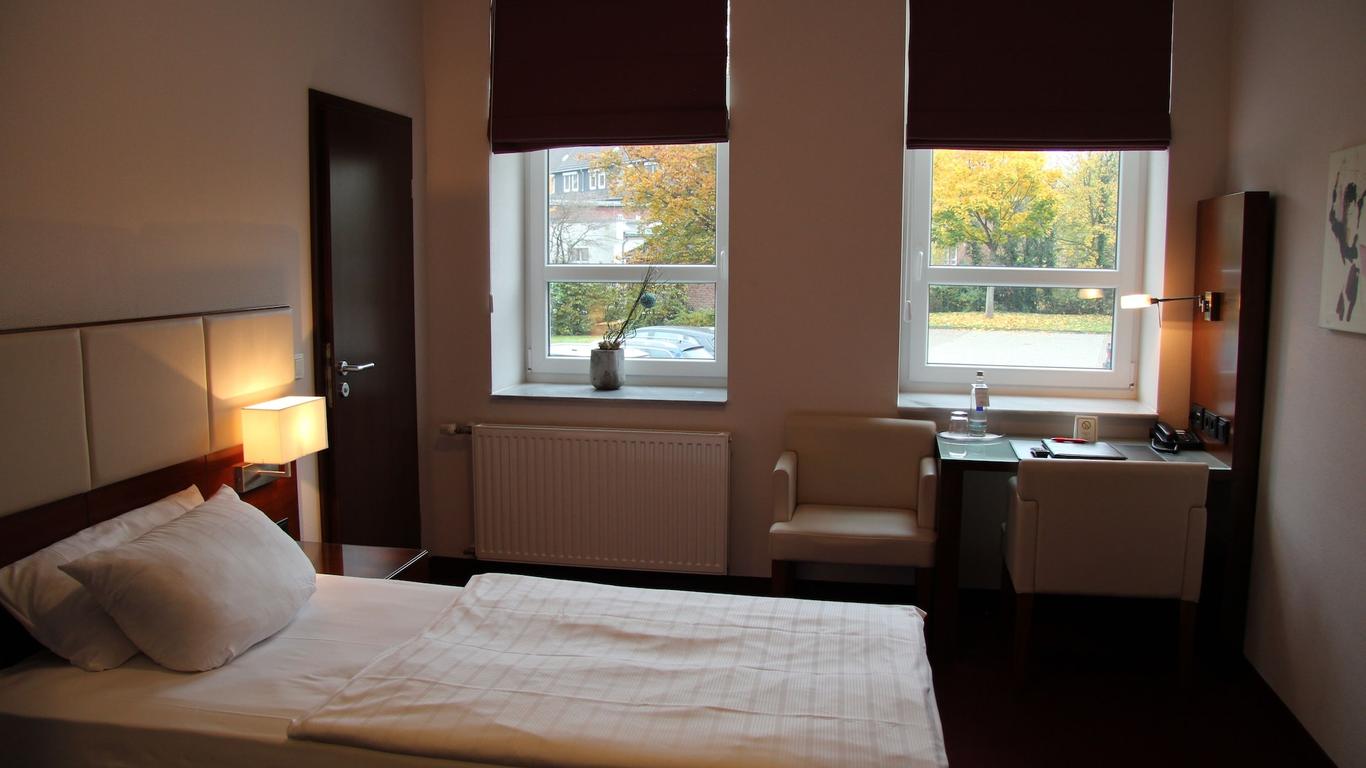 Adena Hotel