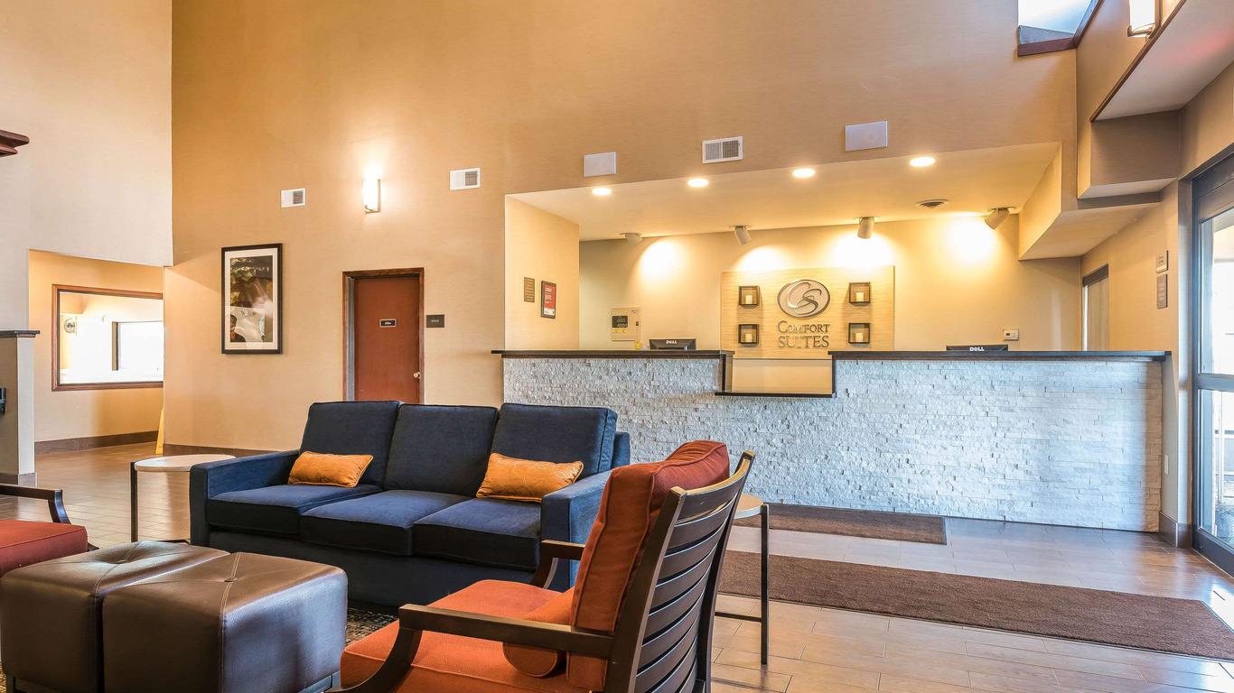 Comfort Suites North