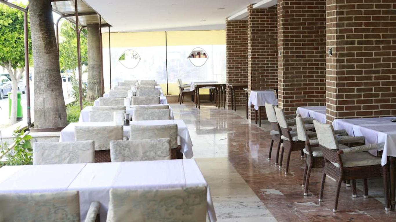 Maren Beach Apart Hotel