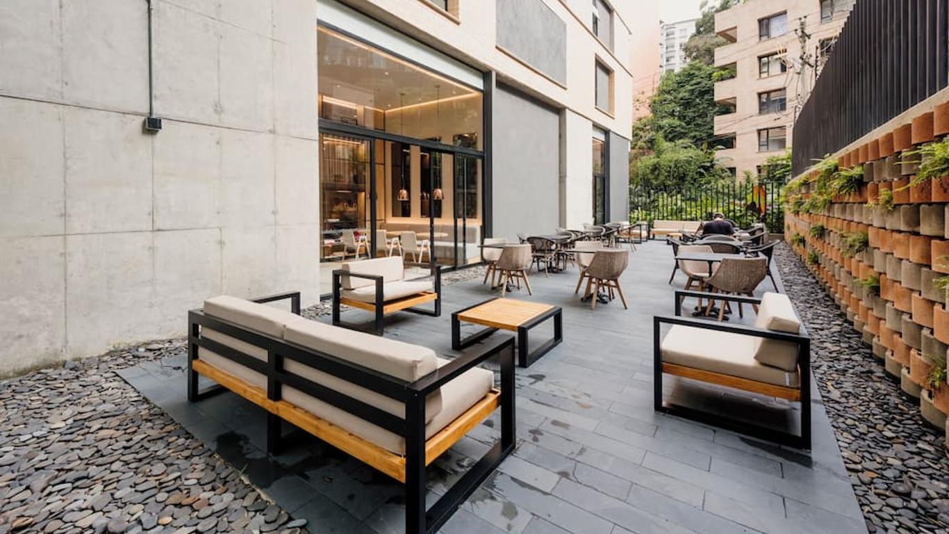 Lettera Hotel