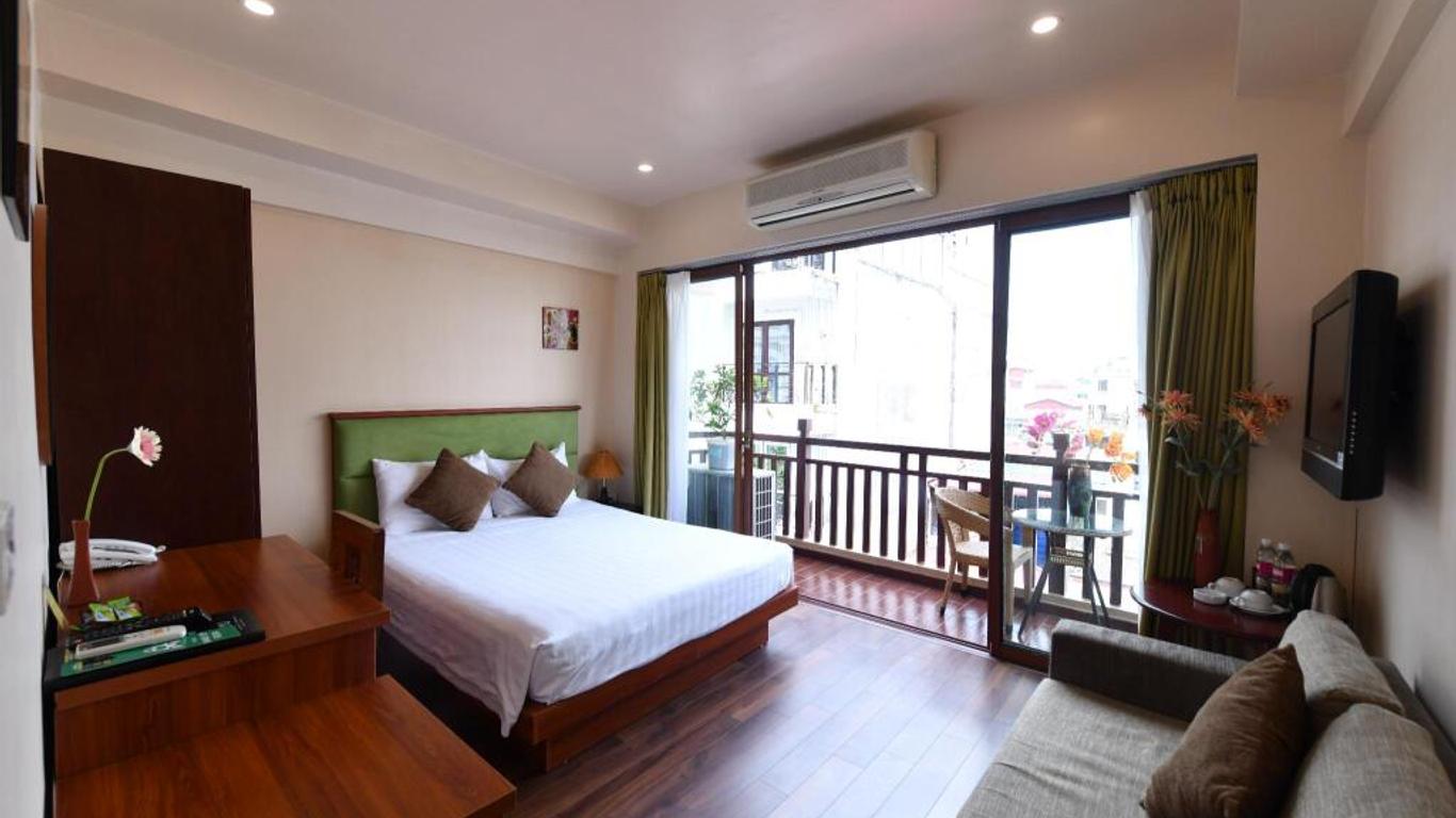 Artisan Lakeview Hotel