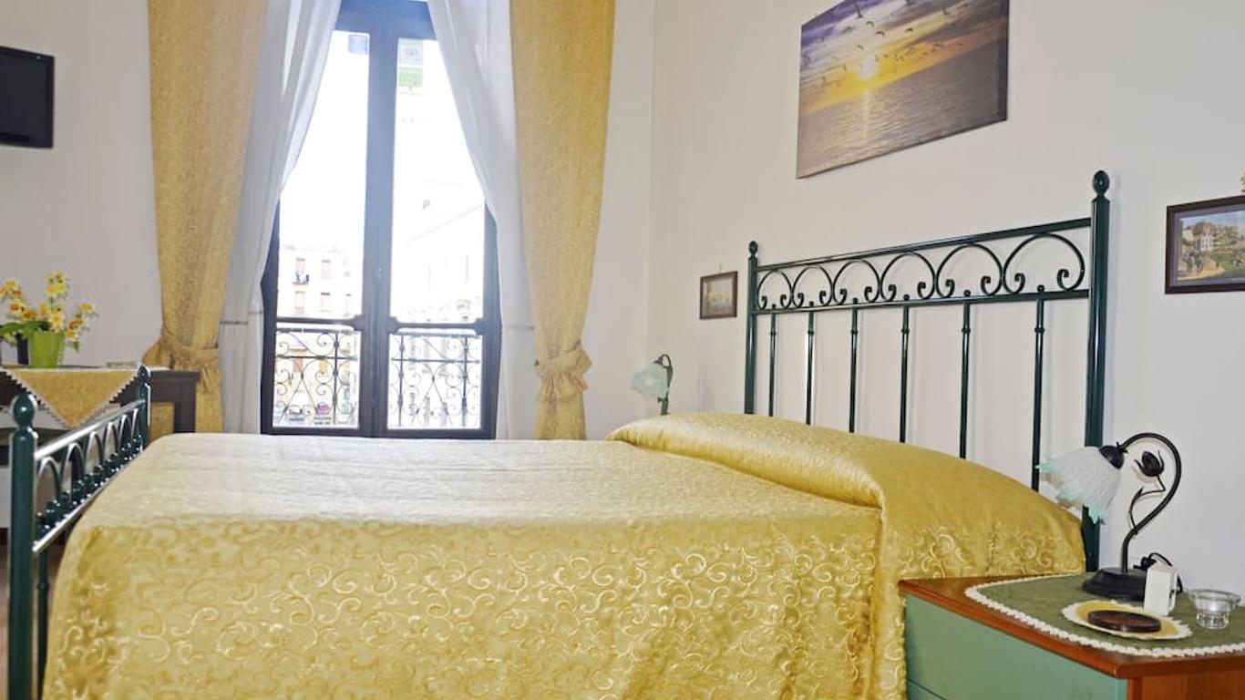 Bed & Breakfast A Castel Capuano
