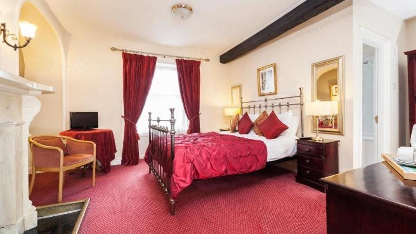 George Hotel