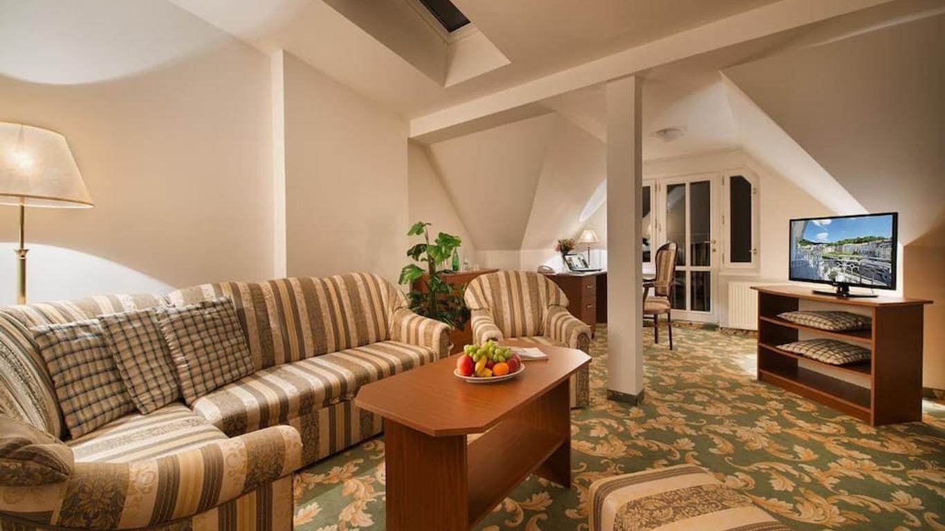 Ea Hotel Elefant