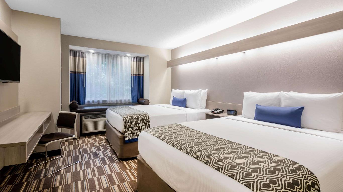 Microtel Inn & Suites by Wyndham Atlanta/Buckhead Area