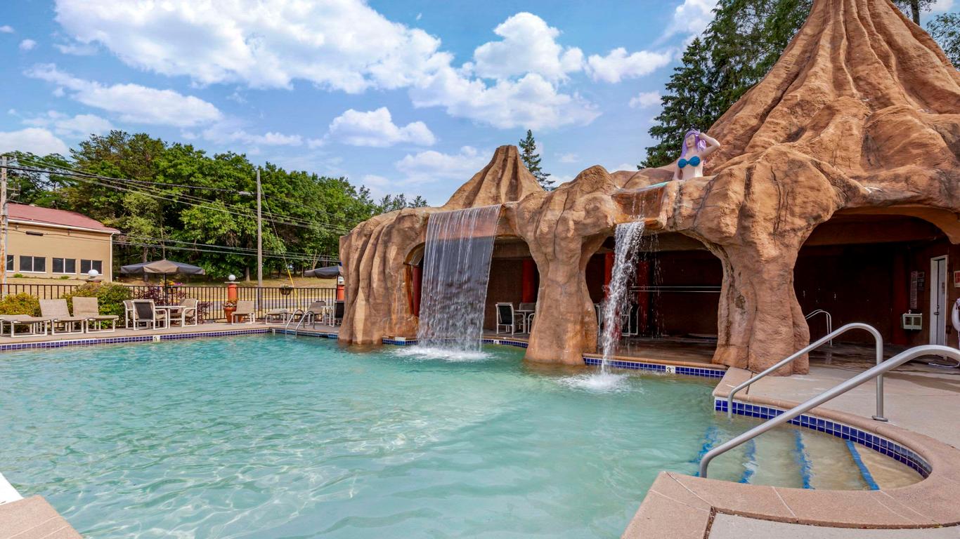 Atlantis Family Waterpark Hotel, Ascend Hotel Collection