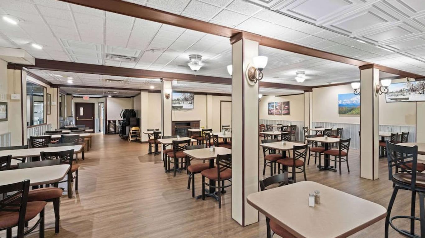 Clarion Hotel & Suites Fairbanks near Ft. Wainwright