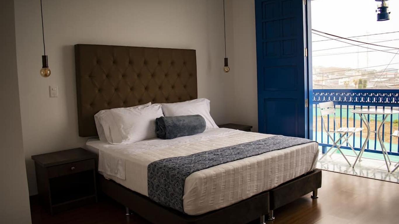 El Reloj Casa Hotel