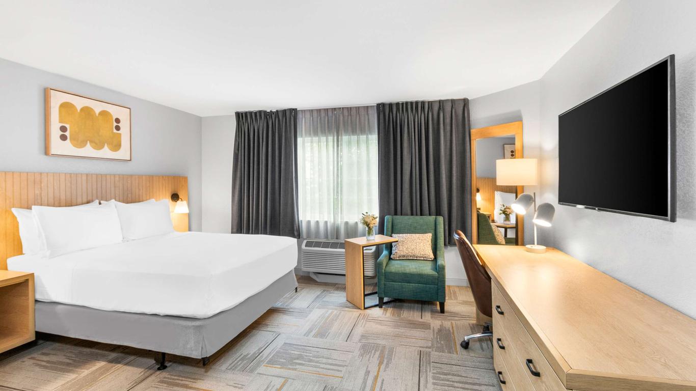Sonesta Simply Suites Austin South